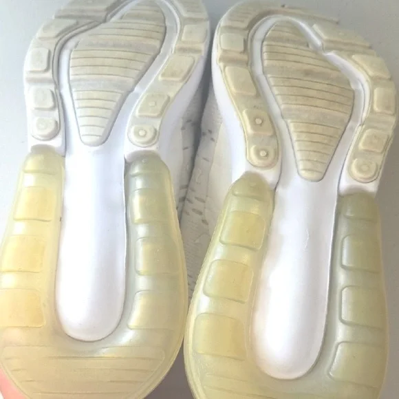 Nike Air Max 270 Sneakers White/Cream Size 4 Youth - Picture 11 of 12